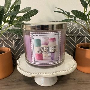 Brand new - Bath & Body Works 3-Wick candle